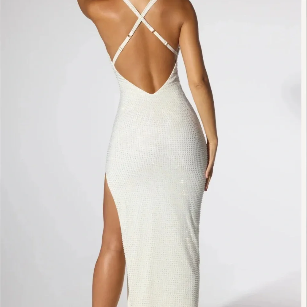 Oh Polly Embellished Plunge Neck Low Back Evening Gown - Picture 4 of 4